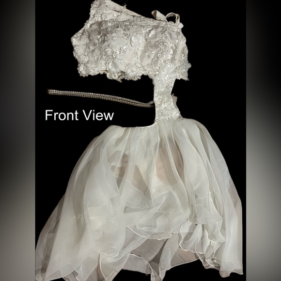 Dance Costume - 34 C - Picture 3 of 7